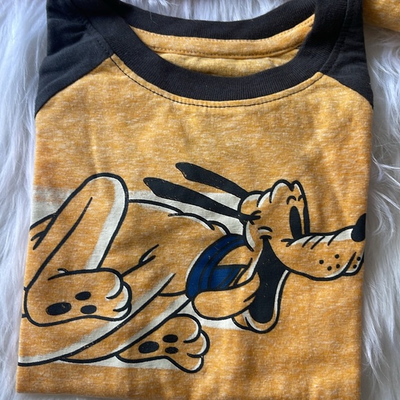 Disney’s Pluto shirt. - Picture 4 of 5